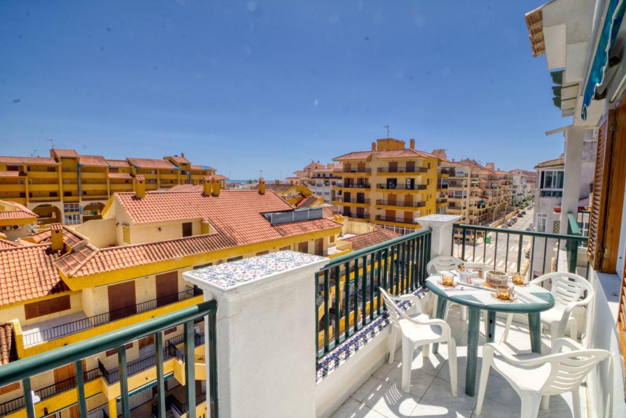 с одной спальней в 300 метрах от моря * La Mata (Torrevieja)